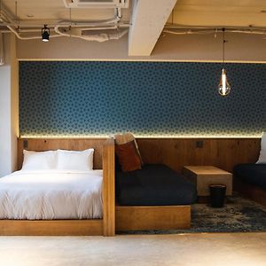 Studio met een King Size Bed